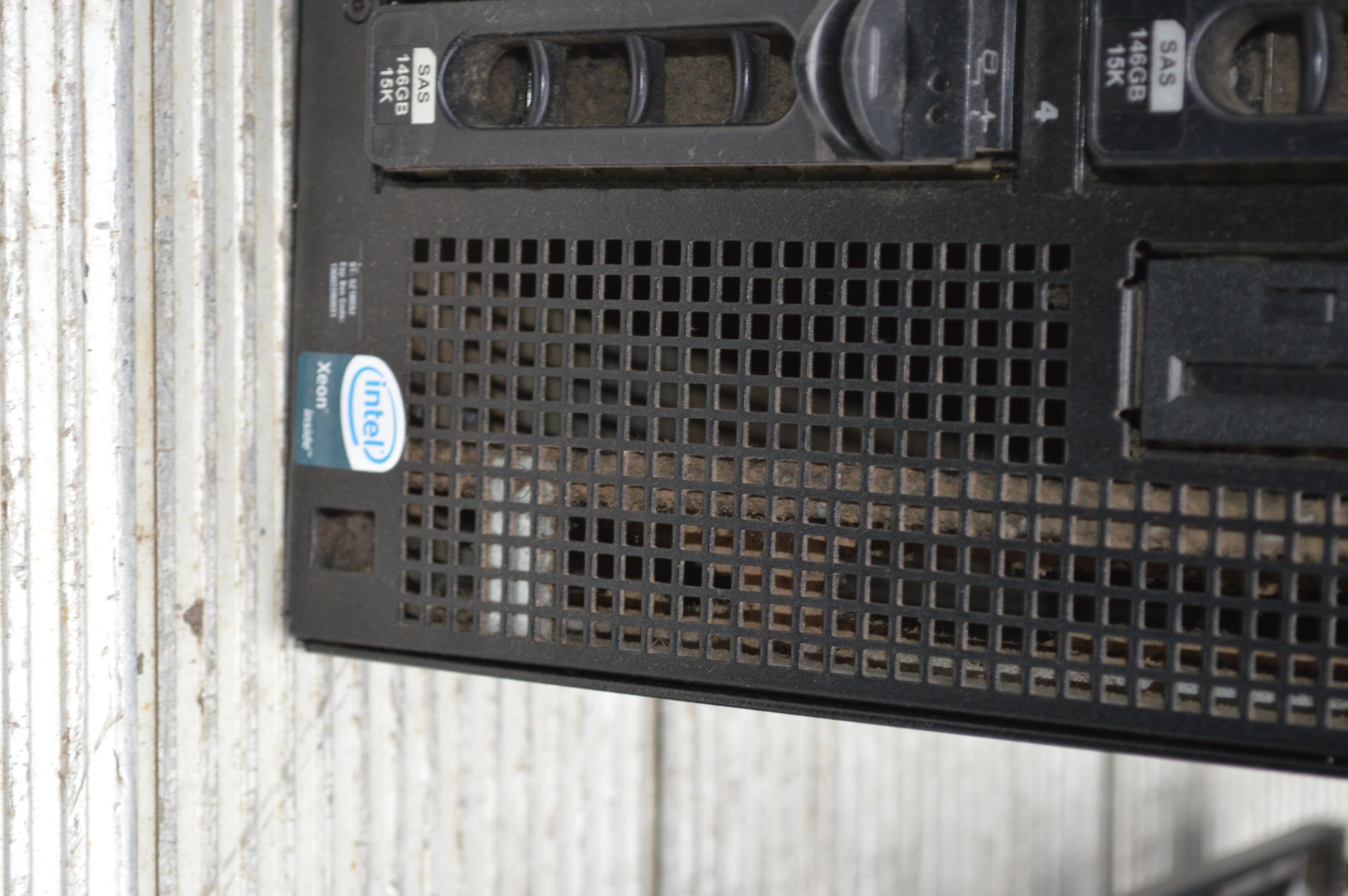 Dell Poweredge 2900 Towerserver ECM01 with 5: 146GB 15K Drives (please note: this item is located in - Image 10 of 10