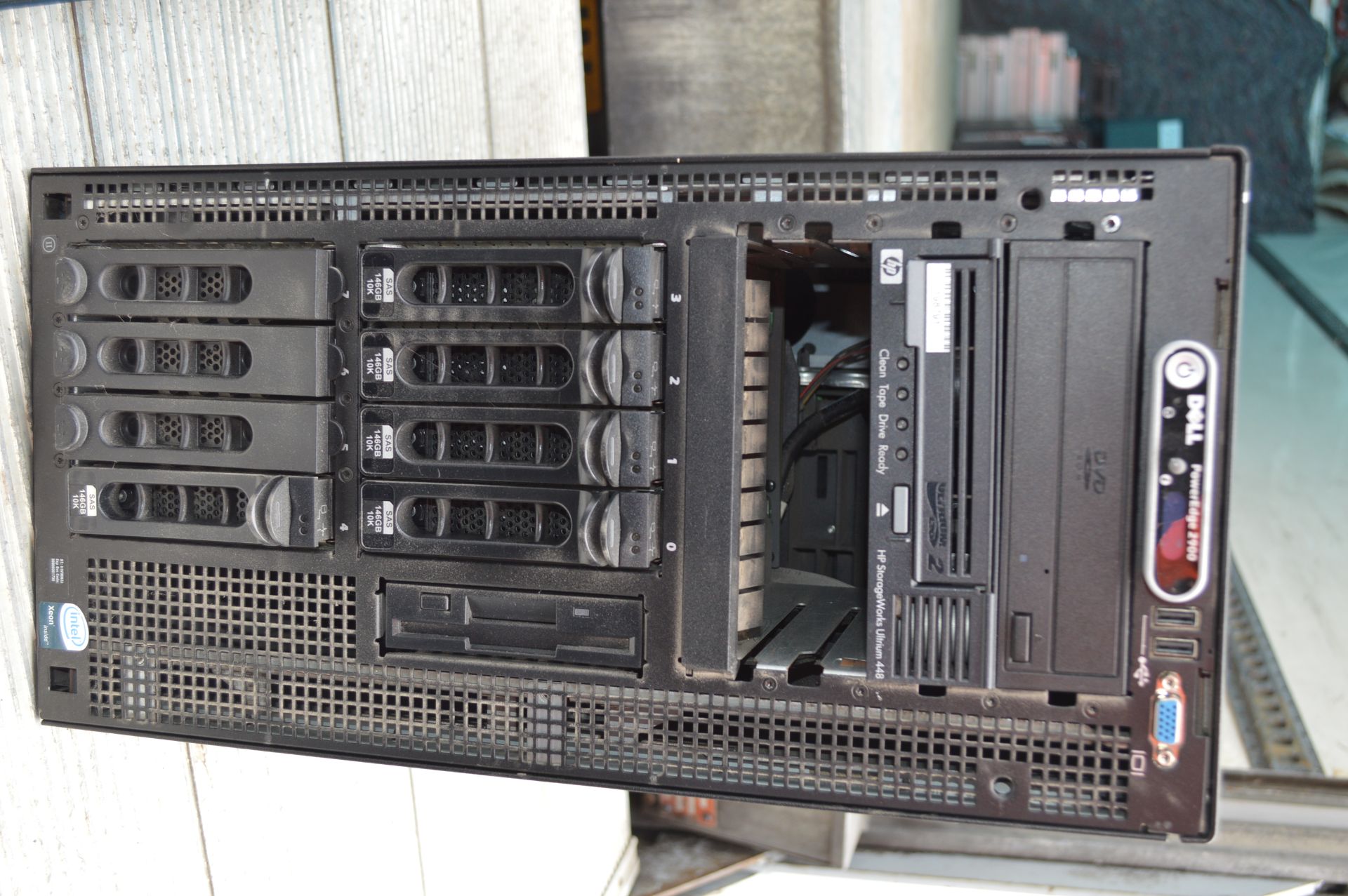 Dell Poweredge 2900 Towerserver ECM01 with 5: 146GB 10K Drives (please note: this item is located in - Image 7 of 7