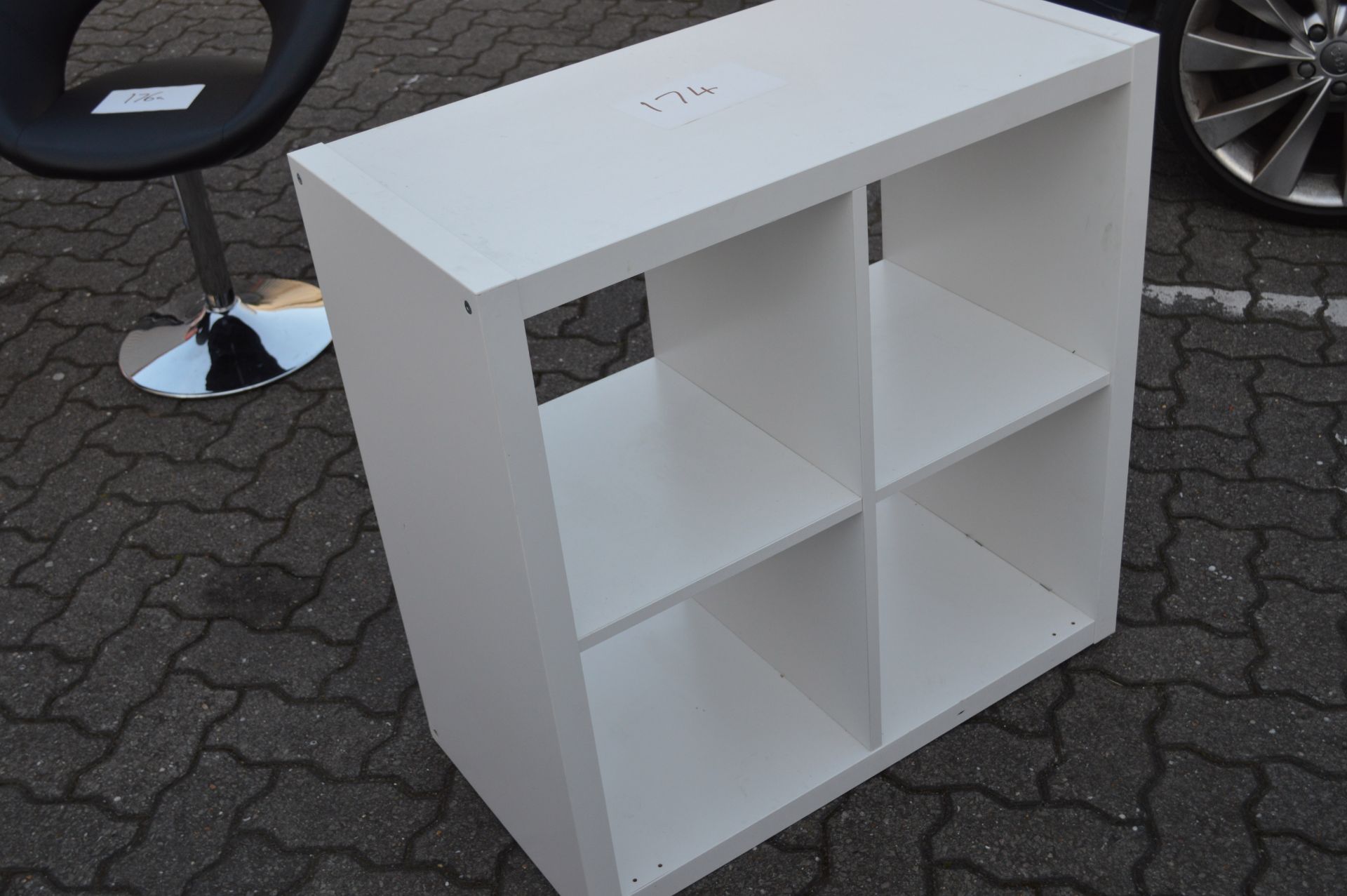 White Square Block Shelf unit 77cm Long x 77cm Deep 77cm High (please note: this item is located - Image 2 of 3