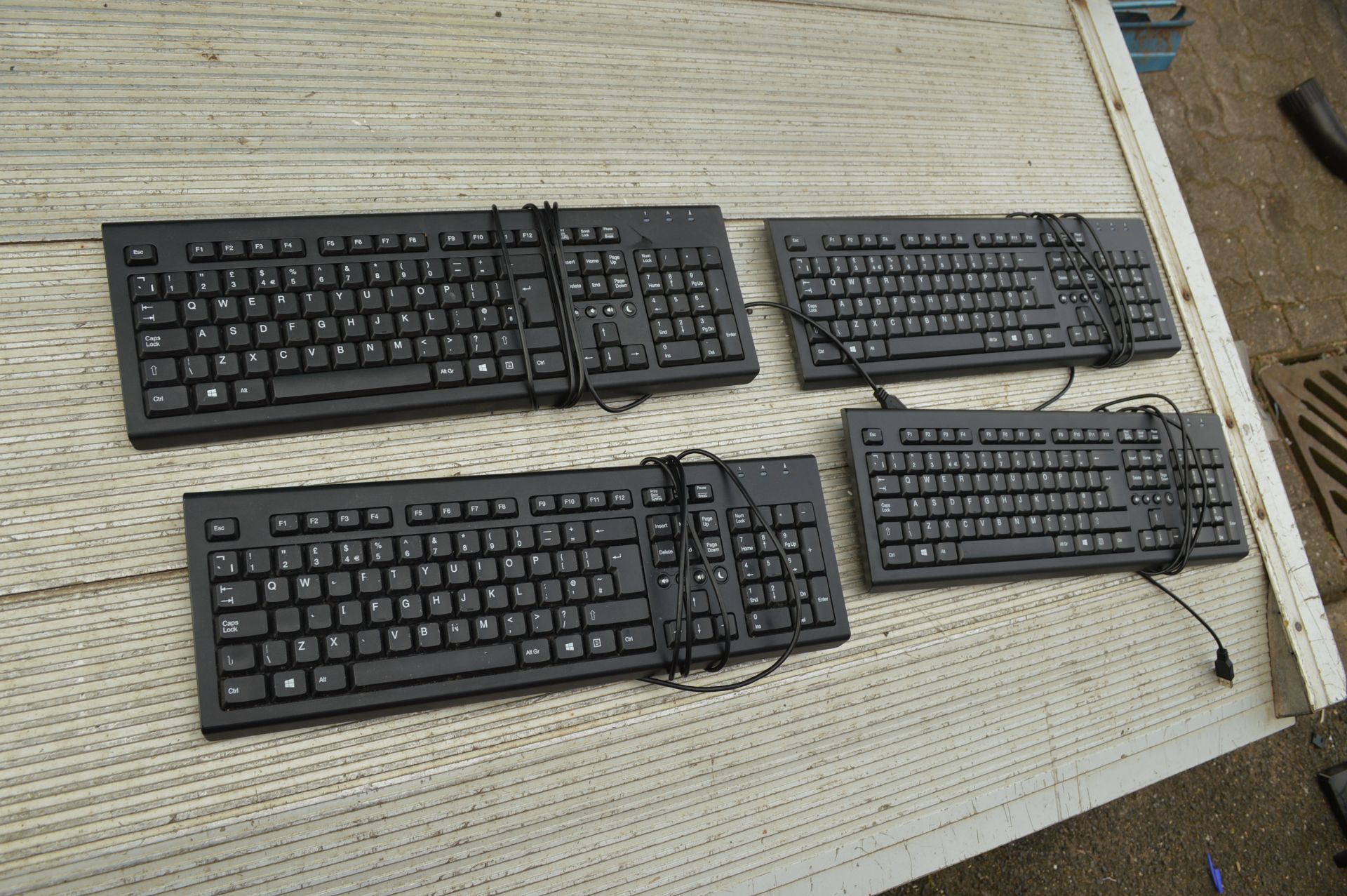 4: HP USB Keyboards (please note: this item is located in Birmingham, Collection by Appointment