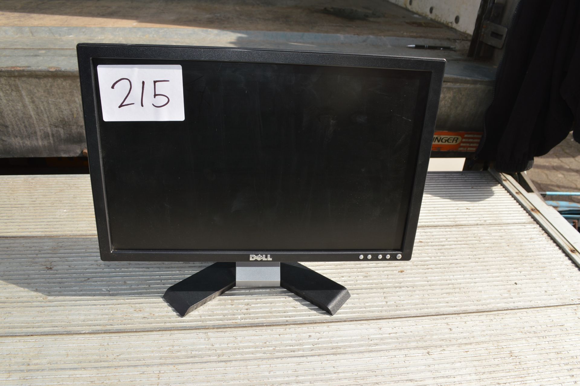 Dell 19" Monitor Model REVA01 (please note: this item is located in Birmingham, Collection by - Image 2 of 3