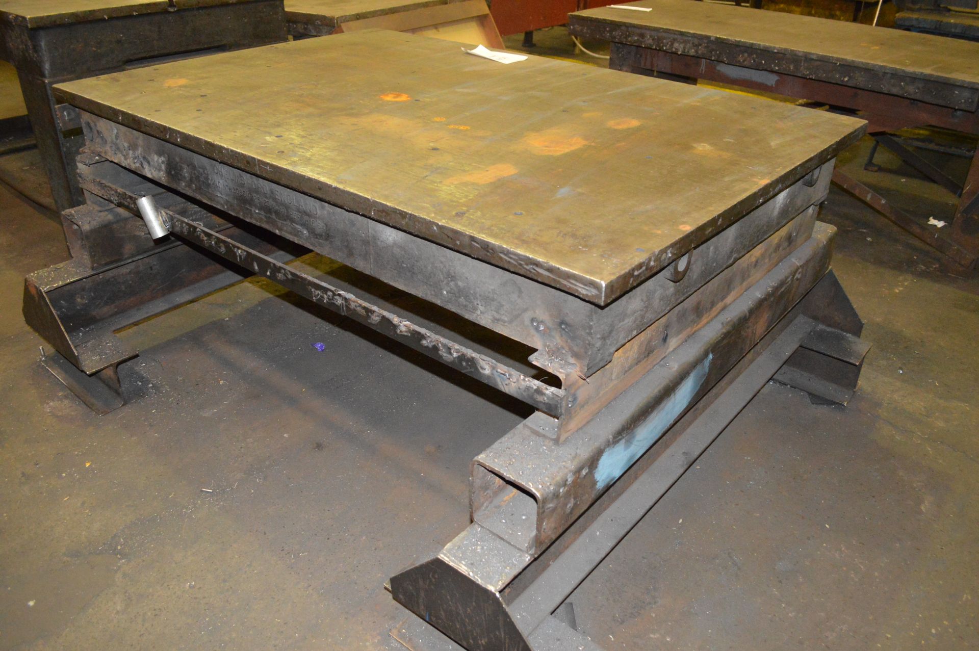 Welded Mild Steel Work Bench w-183cm, d-183cm, h-97cm - Image 3 of 5