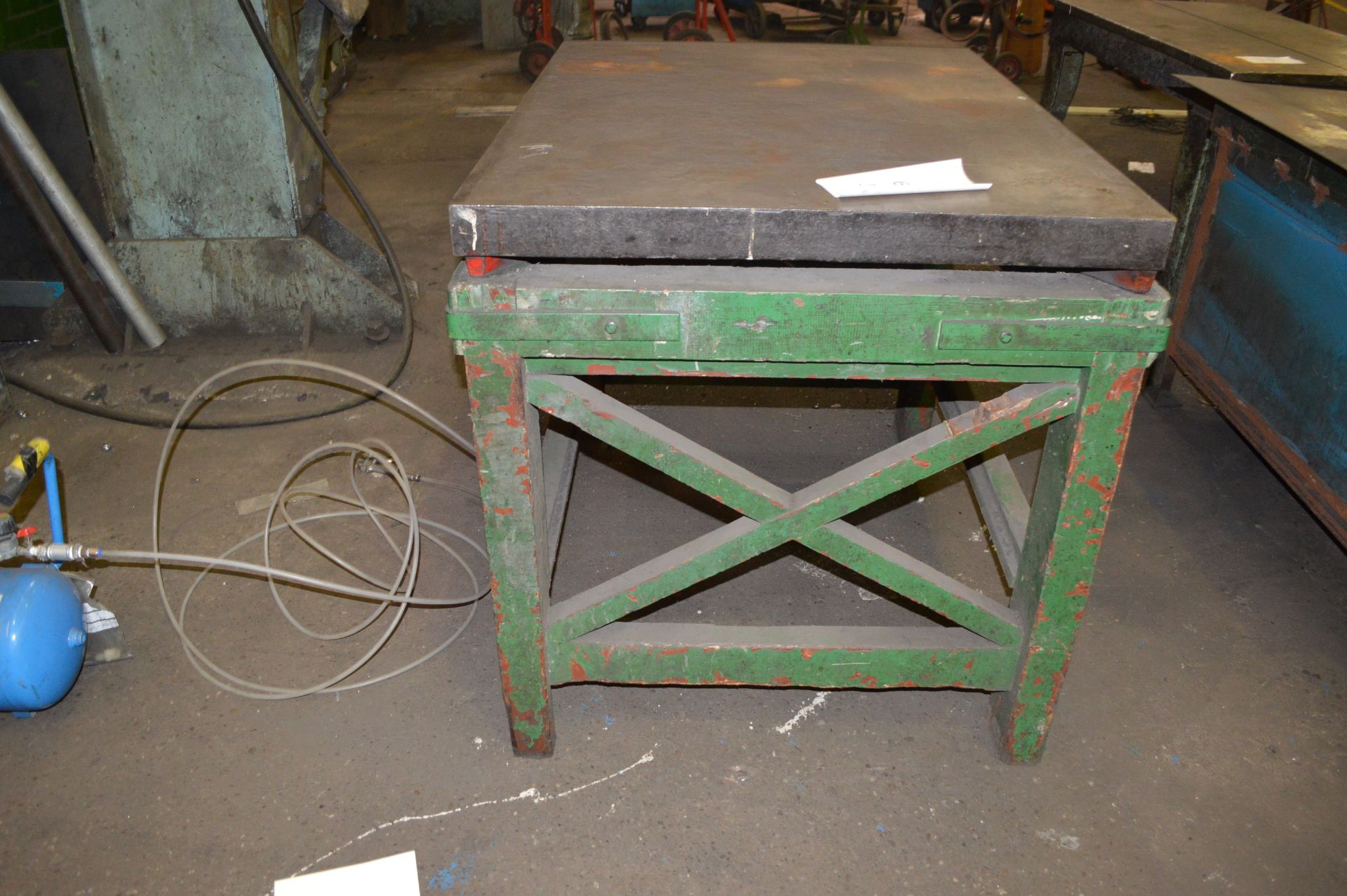 Wooden Work Bench with 6.5cm Metal Top w-123cm, d-191cm, h-96cm - Image 2 of 4