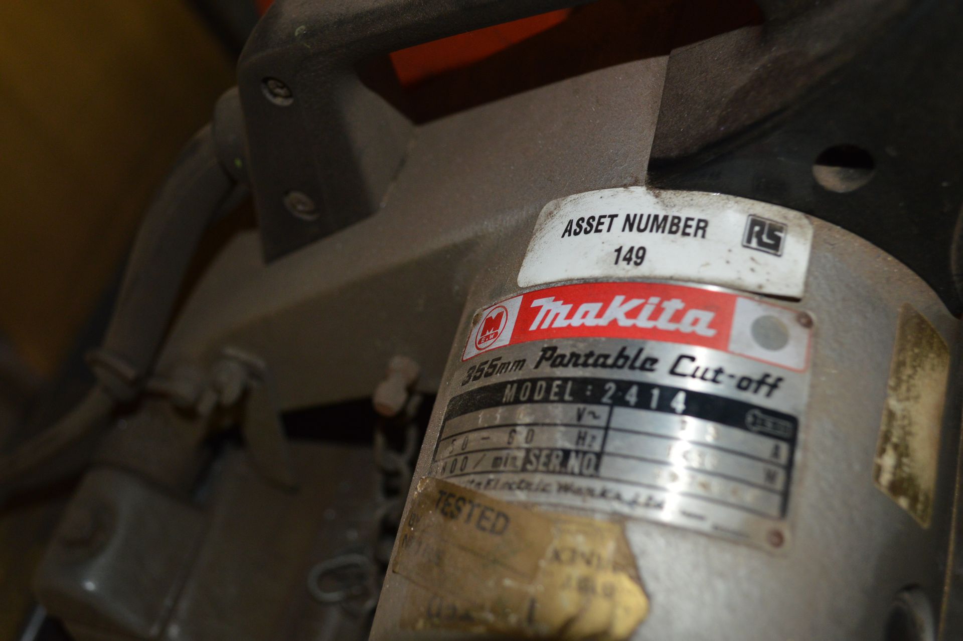 Makita 2414. 355.. Abrasive Cut Off Saw (110v)Serial No: 397804E with Workbench - Image 3 of 5
