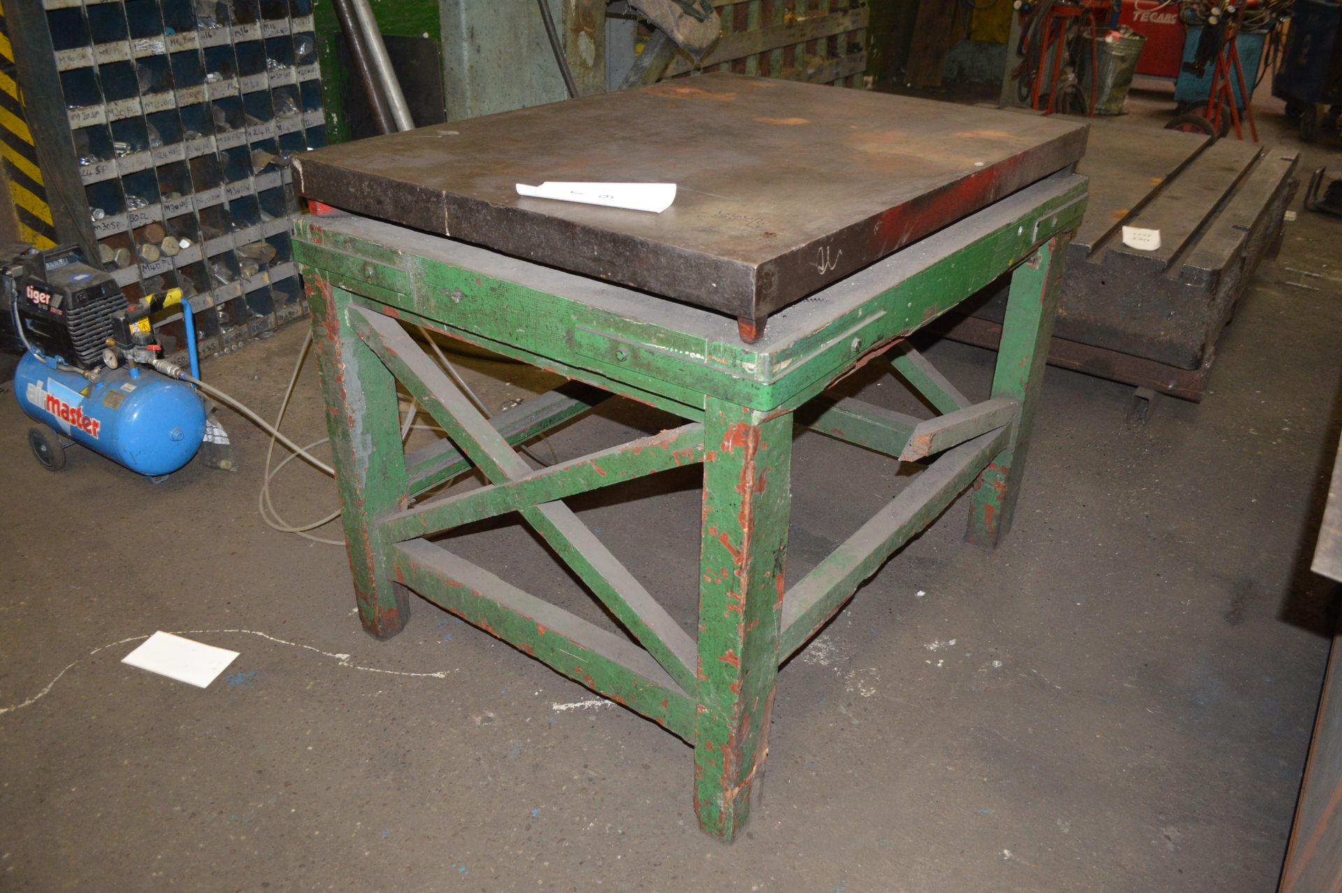 Wooden Work Bench with 6.5cm Metal Top w-123cm, d-191cm, h-96cm