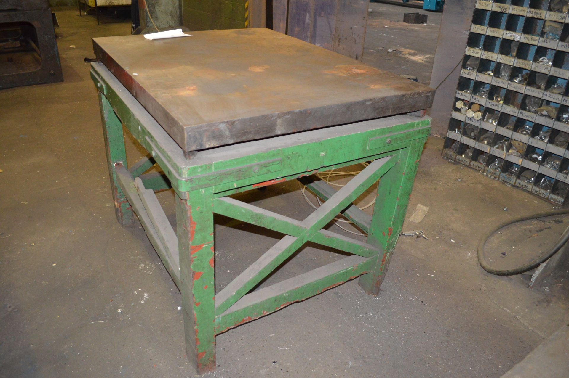 Wooden Work Bench with 6.5cm Metal Top w-123cm, d-191cm, h-96cm - Image 4 of 4