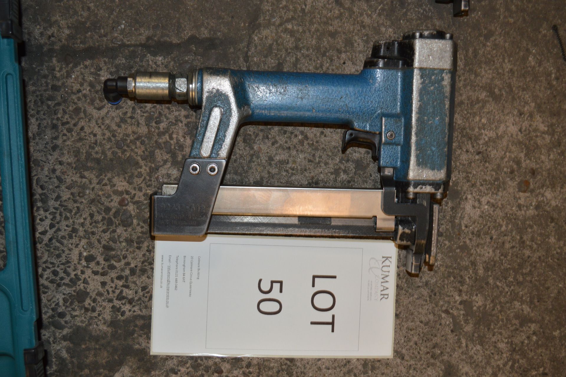 2: Air Operated Staple Guns - Image 2 of 4