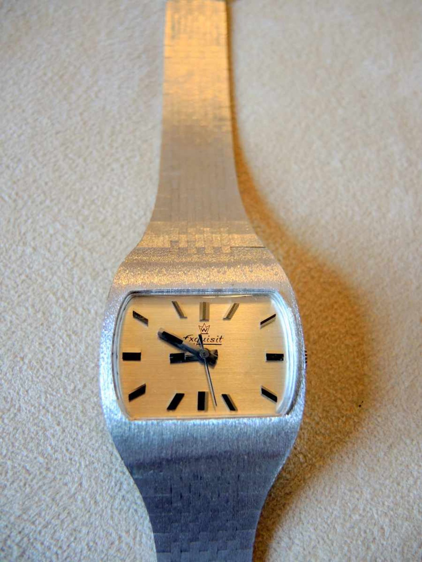 Armbanduhr Exquisit 14 kt. Weißgold, 70er Jahre. Gangbar. L ca. 19 cm, Gewicht ca. 45 g - Bild 2 aus 2