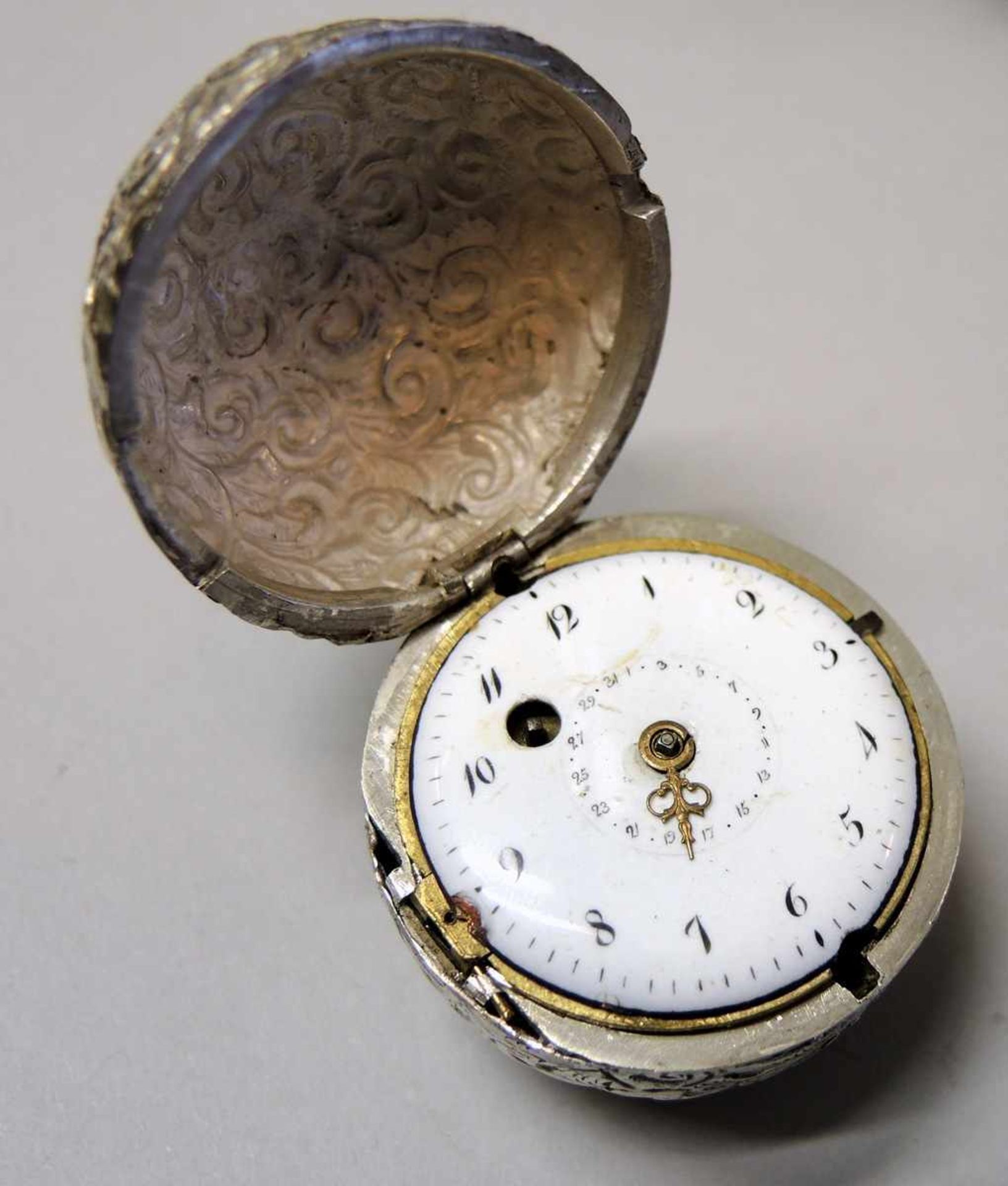Seltene Stockknaufuhr Silber. Müsste überarbeitet werden, Drücker für Silberkugel fehlt. Um 1770