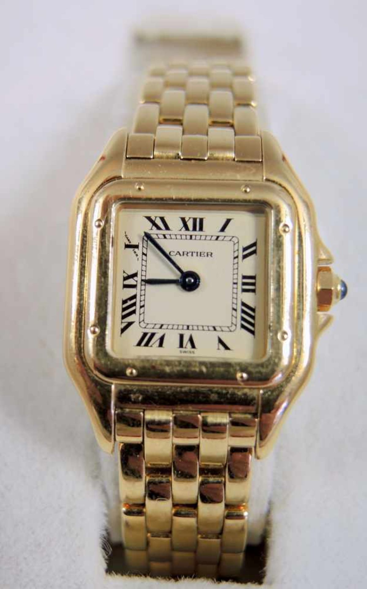 Cartier Armbanduhr Damen, Panthere in 18 K. Gold, Quarz. Mit Box, voll gangbar. 90er Jahre. - Bild 2 aus 3