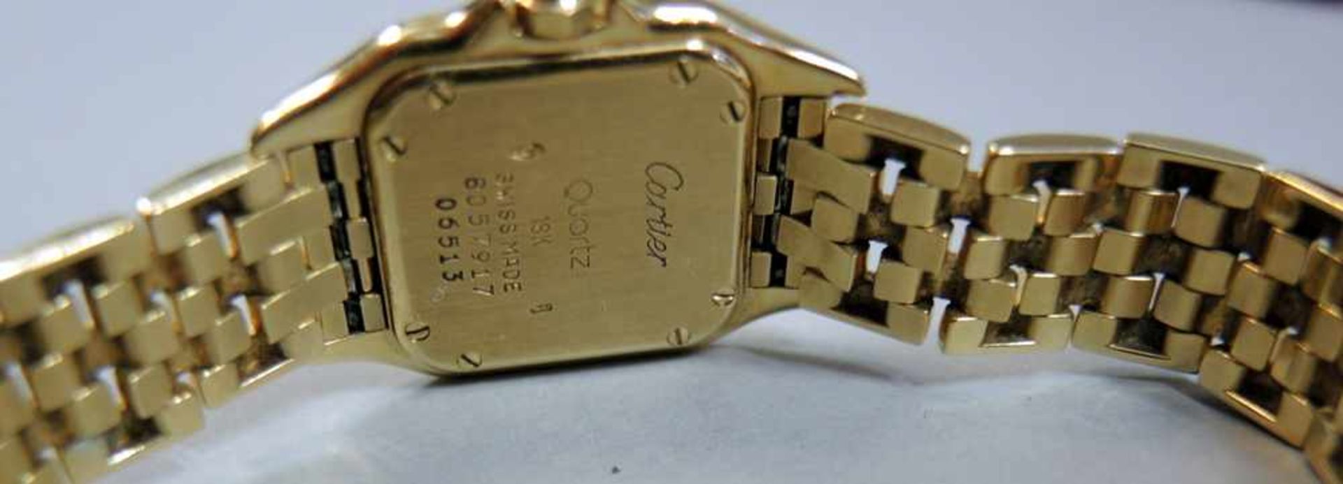 Cartier Armbanduhr Damen, Panthere in 18 K. Gold, Quarz. Mit Box, voll gangbar. 90er Jahre. - Bild 3 aus 3