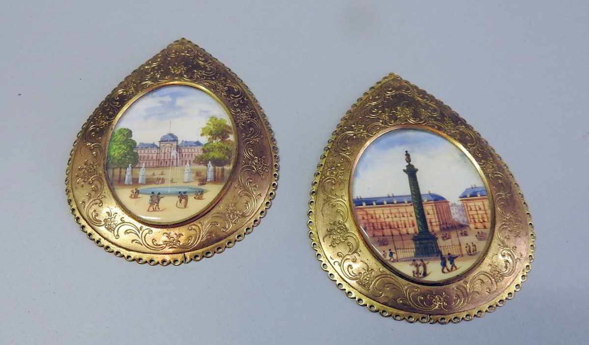 Paar Miniaturen Schlossansichten, mit silber vergoldetem Rahmen. Deutschland, um 1850. H x B ca. 8,5