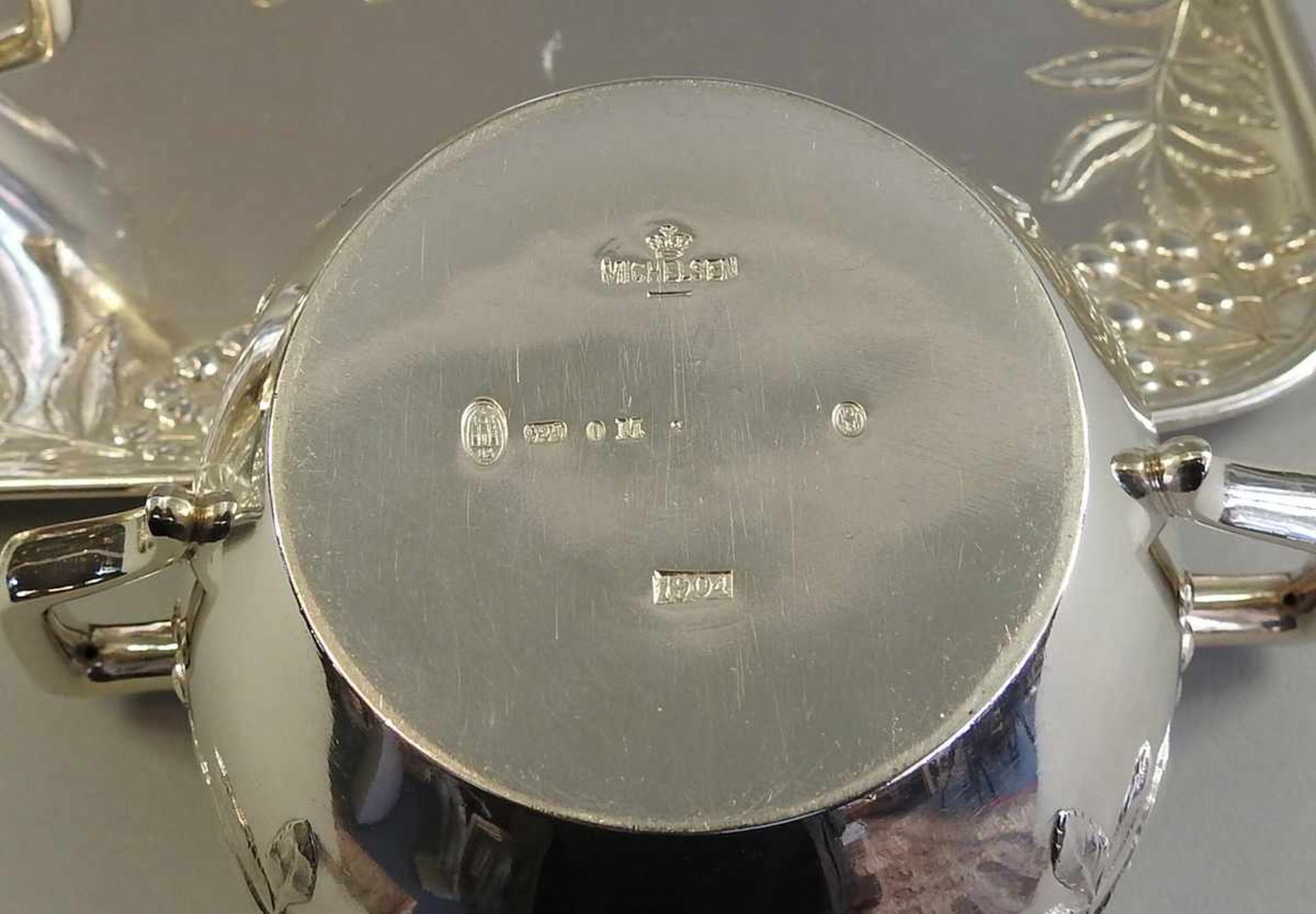 Prunkvolles Kaffeeservice auf Présentoir Silber Sterling 925, jeweils punziert am Boden und am - Image 2 of 2
