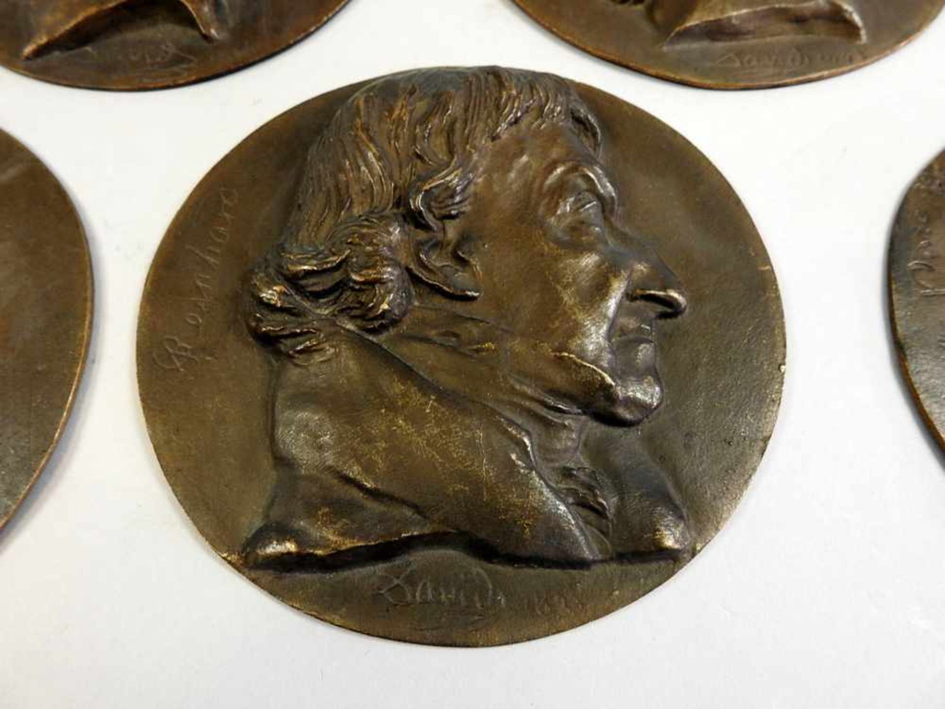 Pierre Jean David d'Angers, 1788 Angers - 1856 Paris 9 Bronzemedaillen mit Profilen von - Bild 3 aus 5
