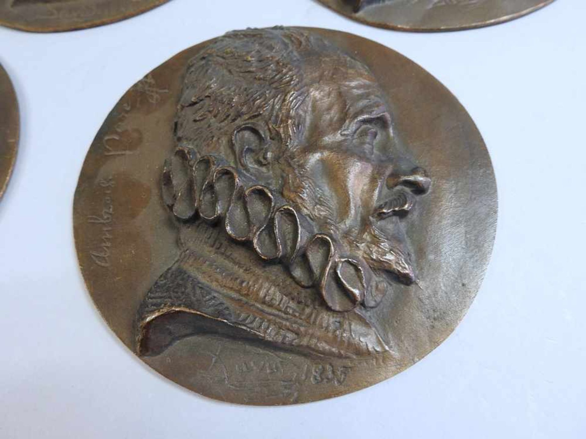 Pierre Jean David d'Angers, 1788 Angers - 1856 Paris 9 Bronzemedaillen mit Profilen von - Bild 4 aus 5