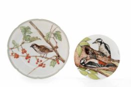 2 Teller mit Vogelmalerei, Goebel bzw. Heinrich Flacher Spiegel dekoriert mit Braunkelchen