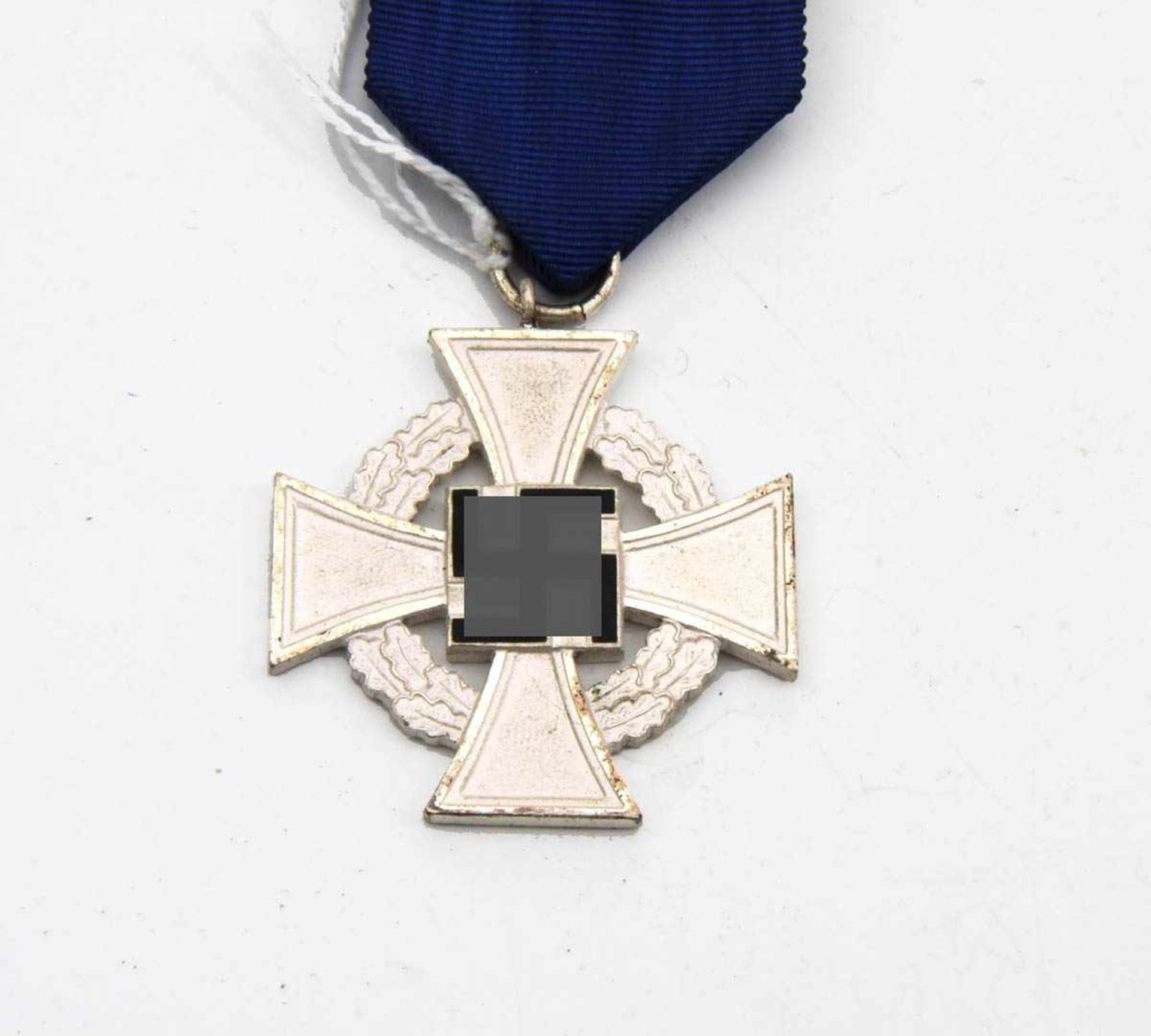 Medaille für treue Dienste, 3. Reich Silberfarben mit blauem Band.