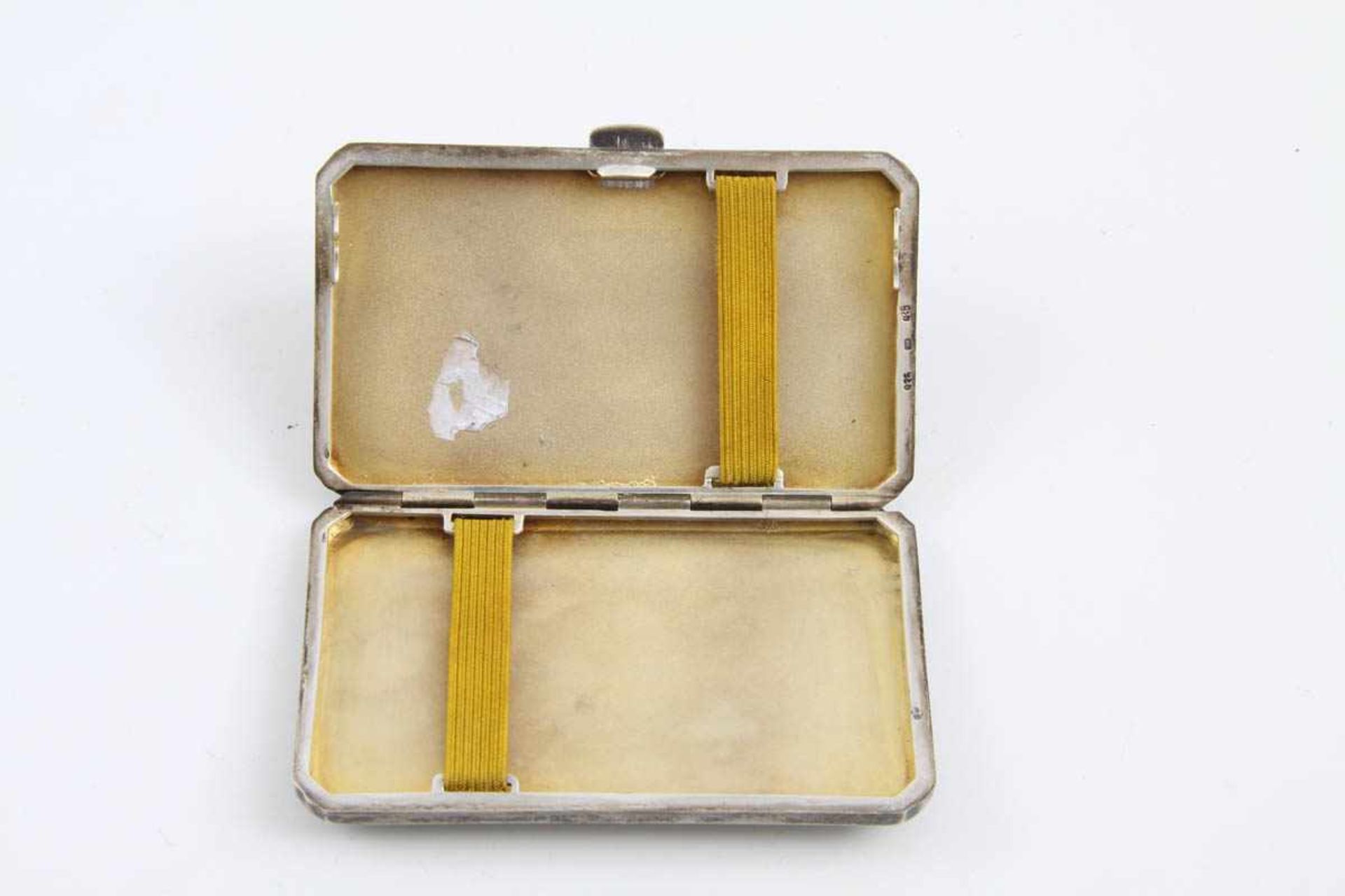 Visitenkarten-Etui um 1900 935er Silber, innen vergoldet. Flache rechteckige Form guillochiert, - Image 3 of 3