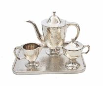 Kaffee-Set, Hutschenreuther um 1930 Versilbert. Tablett, Kaffeekanne, Zuckerdose und