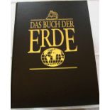 Das Buch der Erde Bertelsmann Verlag., Atlas original verpackt, mit Ständer. Original Rechnung