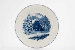Winterteller mit Bauernkate im Schnee, Meissen Meissen nach 1934, Blaumalerei unter Glasur, Dm. 26