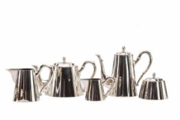 5-teilig.Kaffee-Teeservice, um 1910 800er Silber. Bestehend aus Kaffeekanne, Teekanne, Zuckerdose,