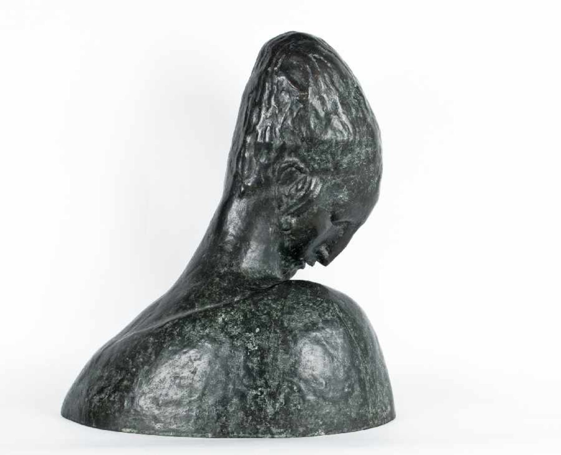 Nach Ivan Mestrovic 1883 - 1962 Frau im Gebet Bronze, Entwurf 1917, Guss nach 1962; H 52 cm After - Bild 2 aus 2