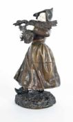 Georges Bildhauer der 2. Hälfte des 19. Jh. Mädchen mit Gans Bronze, Bein; H 25 cm; signiert und