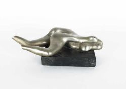 Emil Cimiotti 1927 Liegende Bronze auf Steinplinthe; L 29 cm; seitlich an der Plinthe bezeichnet "