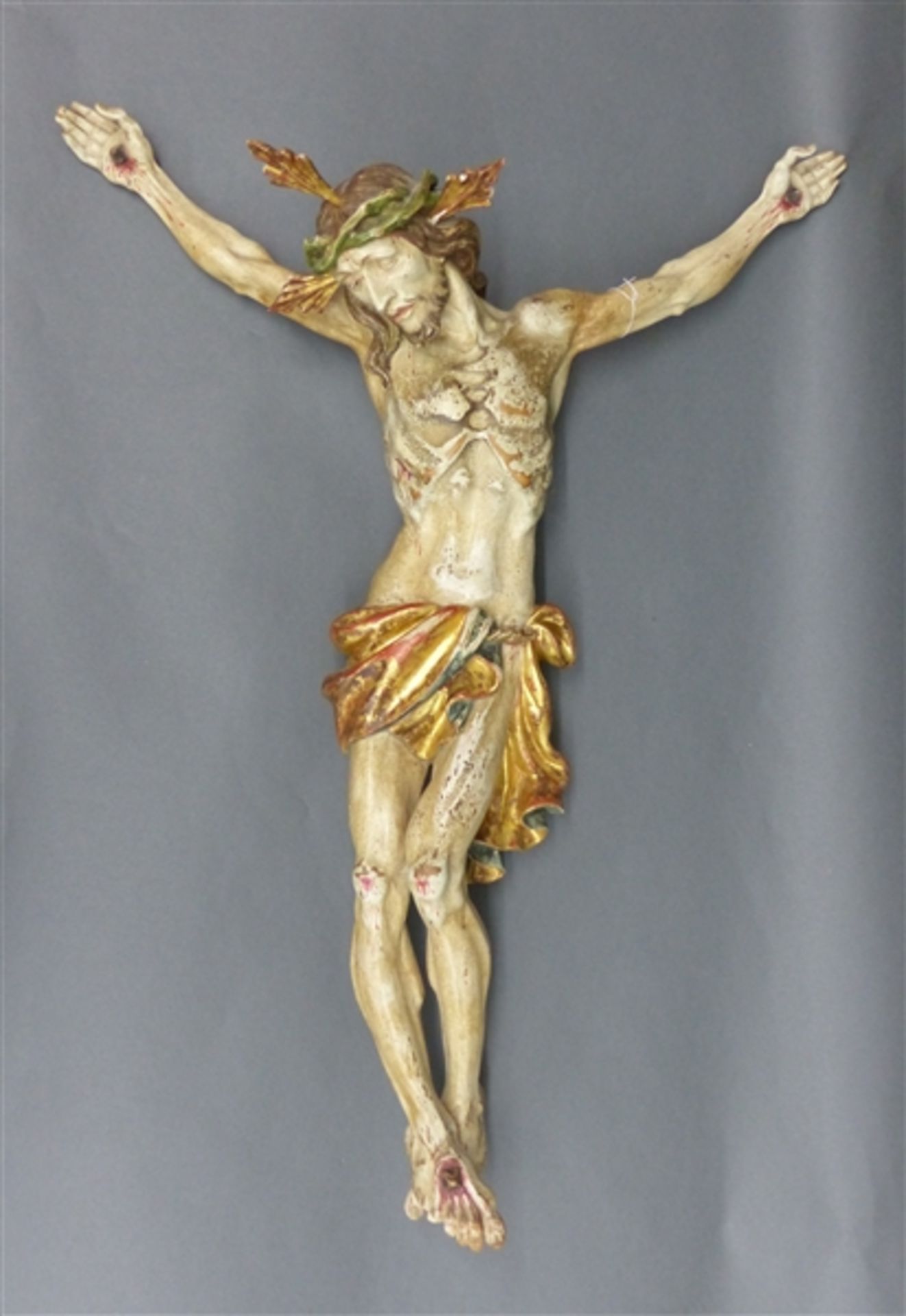 Holzskulptur, 20 Jh. Südtirol, geschnitzt, gefasst, vergoldet, Christus, Kreuz fehlt, h 69 cm,