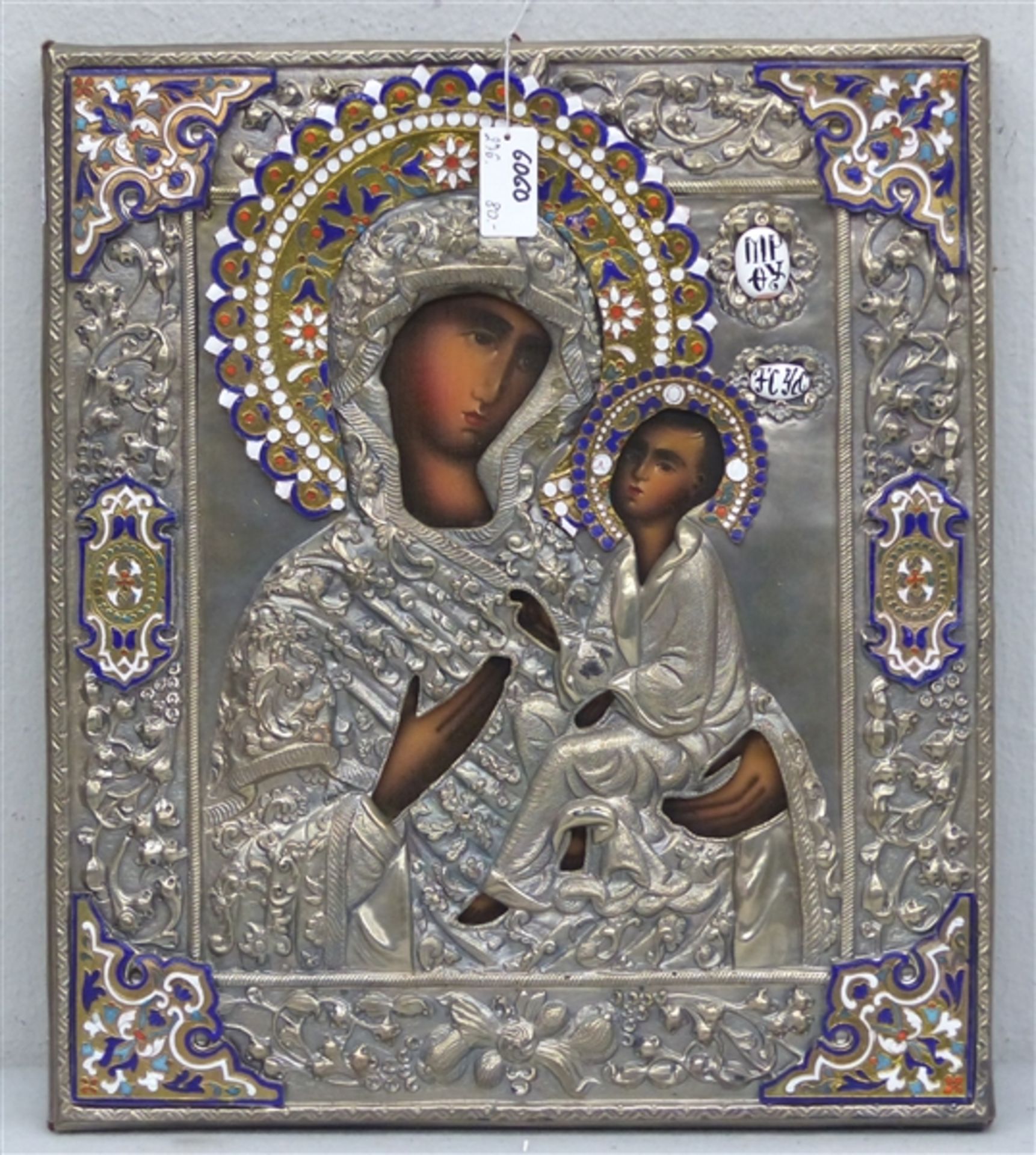 Ikonenreplik Russland, 20. Jh., Mutter Gottes mit Jesuskind, Metalloklad, teilweise emailliert, 31 x