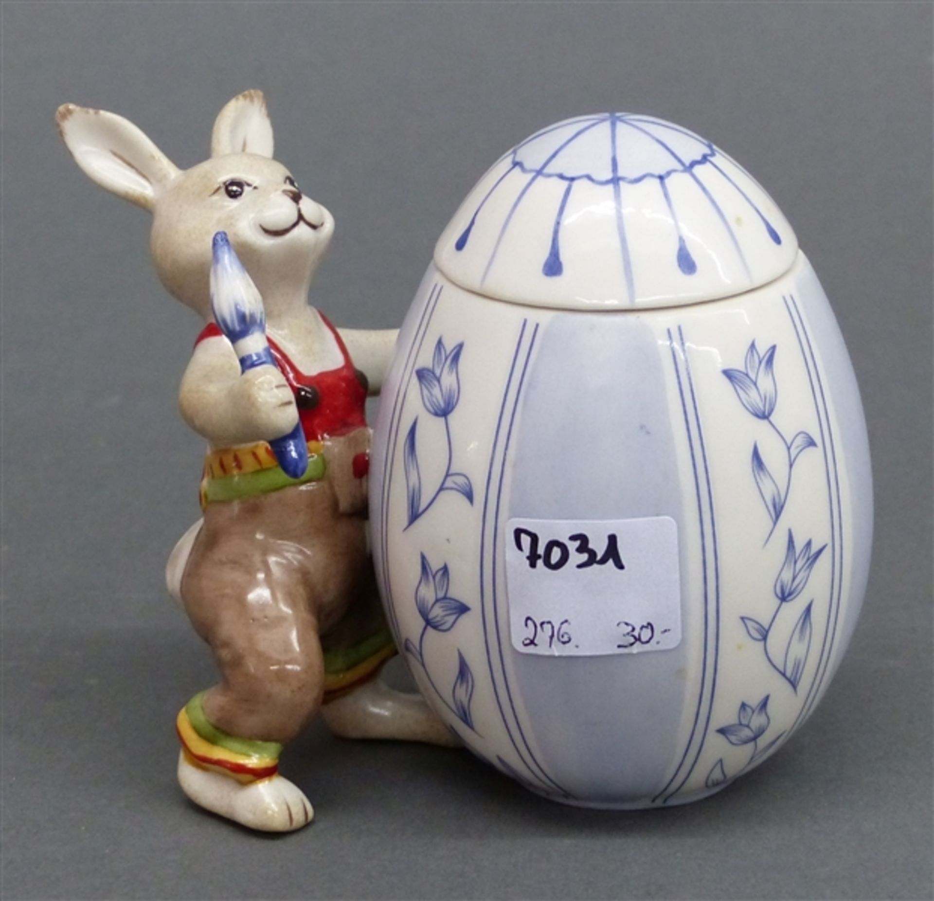 Deckeldose, 20. Jh. Porzellan, Villeroy & Boch, bemalt, mit Osterhasenfigur, Bodenmarke, h 9 cm,