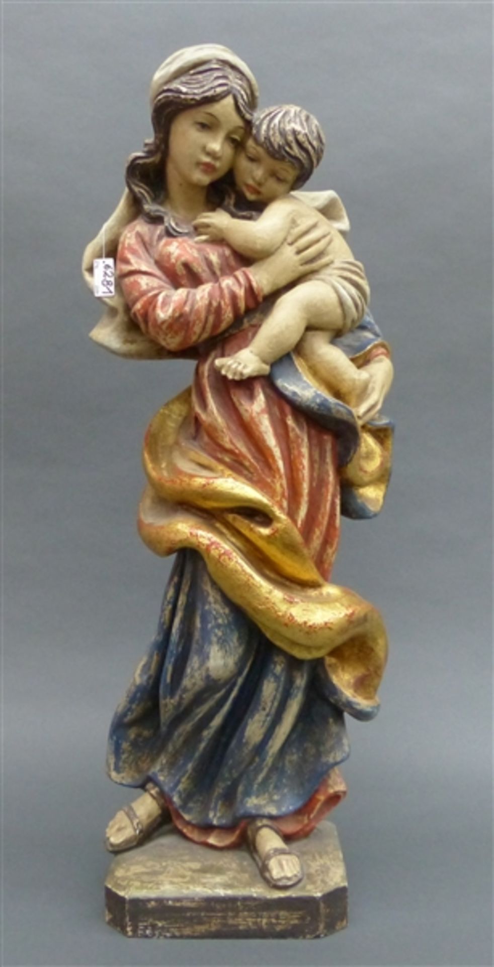 Holzskulptur Zigeunermadonna mit Jesuskind, gefasst, Grödnertal, 20. Jh., h 72 cm,