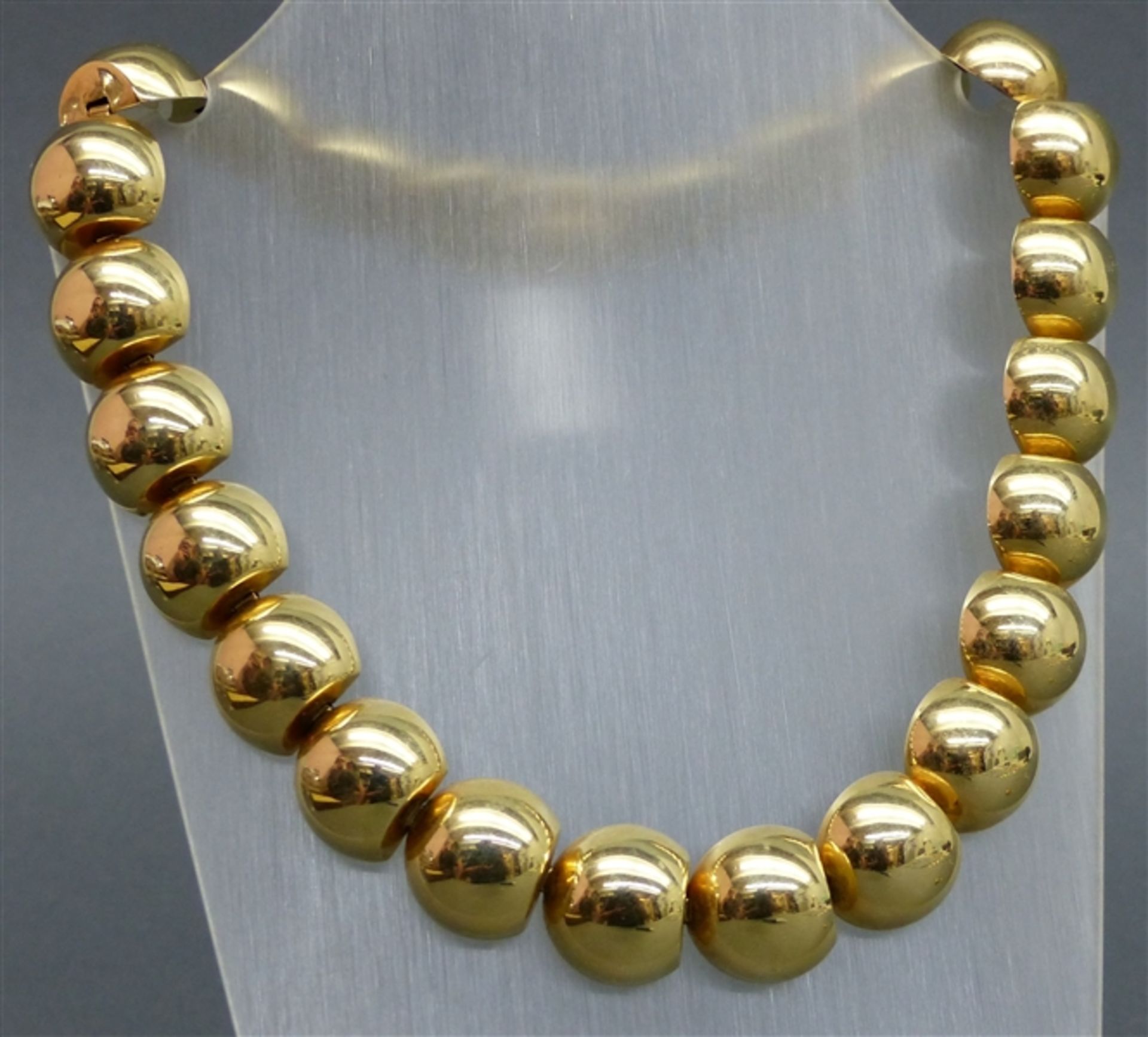 Collier 14 kt. Gelbgold, 25 Halbkugeln, Designarbeit, Kastenschloss mit Sicherung, ca. 98 g