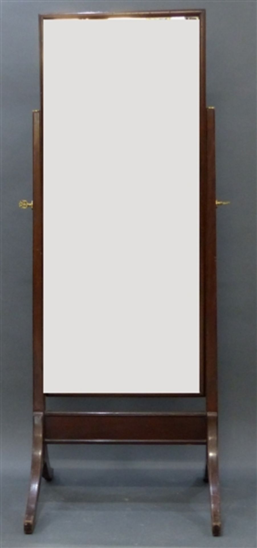 Standspiegel 8 Psyche, England, um 1900, Mahagoni, h 149 cm, b 58 cm,