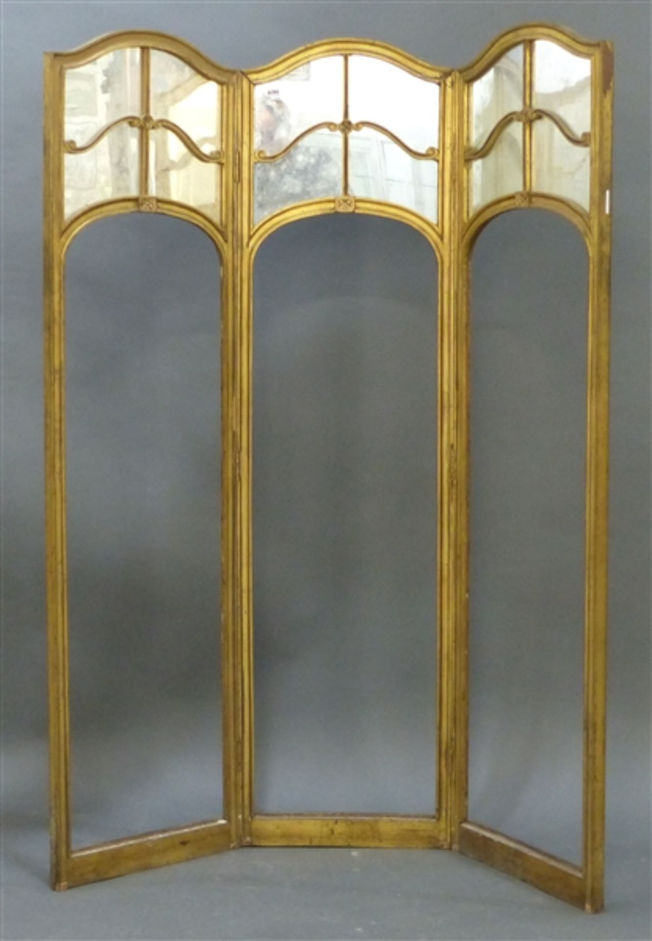 Paraventfragment dreiteilig, Frankreich, um 1900, vergoldet, Teile fehlen, h 151 cm,