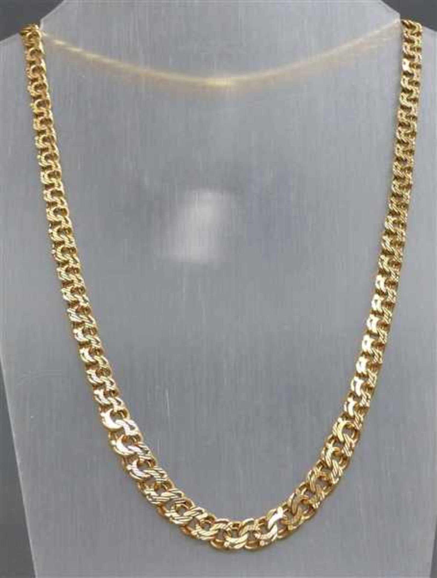 Halskette 18 kt. Gelbgold, Doppelglieder, teilweise graviert, im Verlauf, Kastenschloss mit