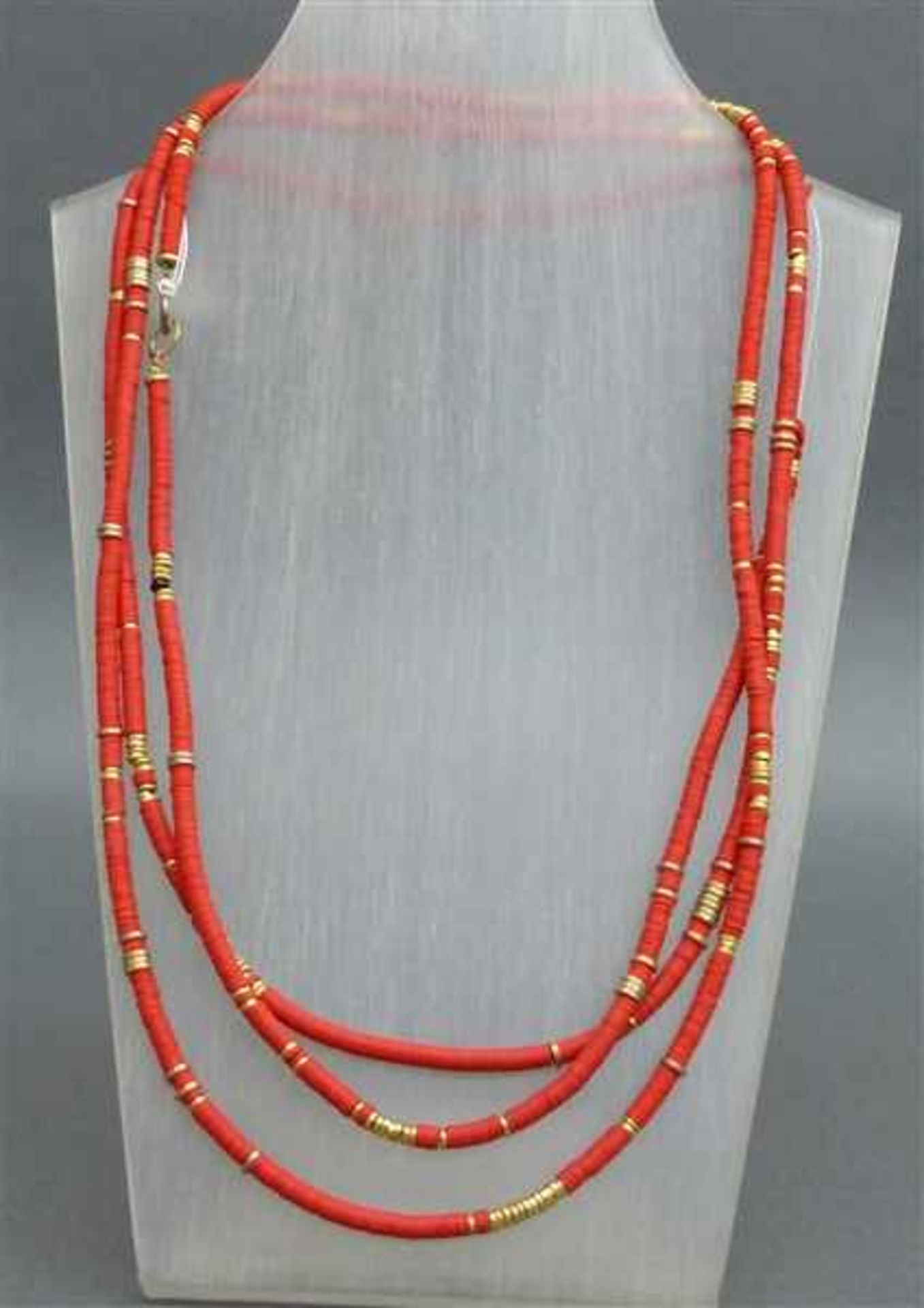 Halskette Metallverschluss, Korallplättchen, Metallzwischenstückchen, vergoldet, l ca. 160 cm,
