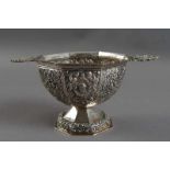 Tafelaufsatz / Branntweinschale Silber, reichlich verziert, gepunzt, 205g, H 9,5 cm 20.17 % buyer'