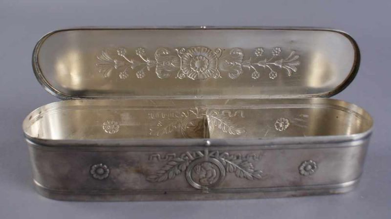 Längliches, ovales Jugendstil - Etui mit floralen Ornamenten und Putten, gepunzt, WMF, 295 g, 4, - Image 6 of 9