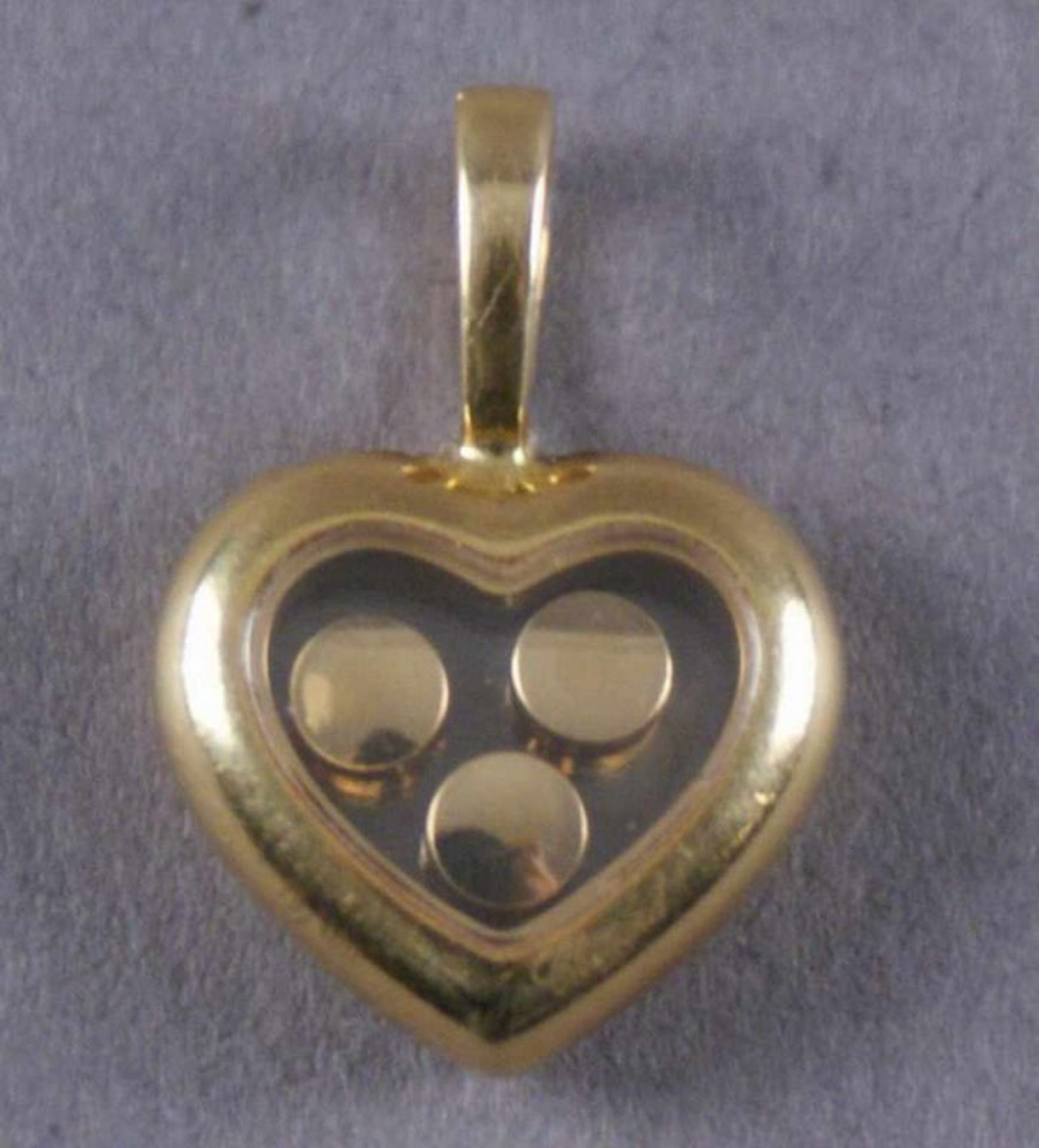 Chopard Kettenanhänger, Happy Diamonds, zierlicher Anhänger in Herzform, mit 3 Brillanten, gepunzt - Bild 2 aus 3