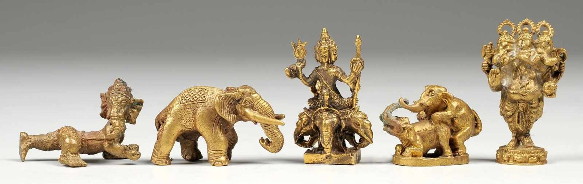 Sechs Miniaturfiguren Bronze. Filigran gearbeitete Figuren mit Motiven aus dem Hinduismus, u. a.