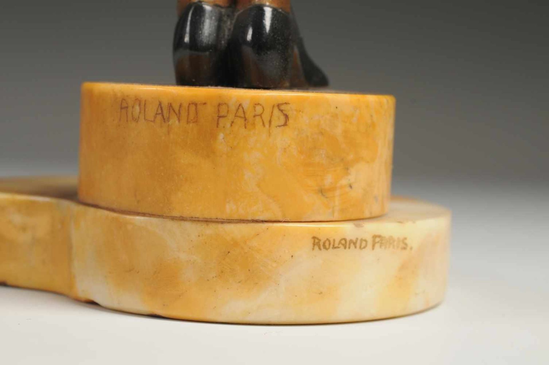 Paris, Roland (1894 Wien - 1945 Swinemünde) Elfenbein, Bronze, polychrom u. golden patiniert. Auf - Bild 5 aus 6