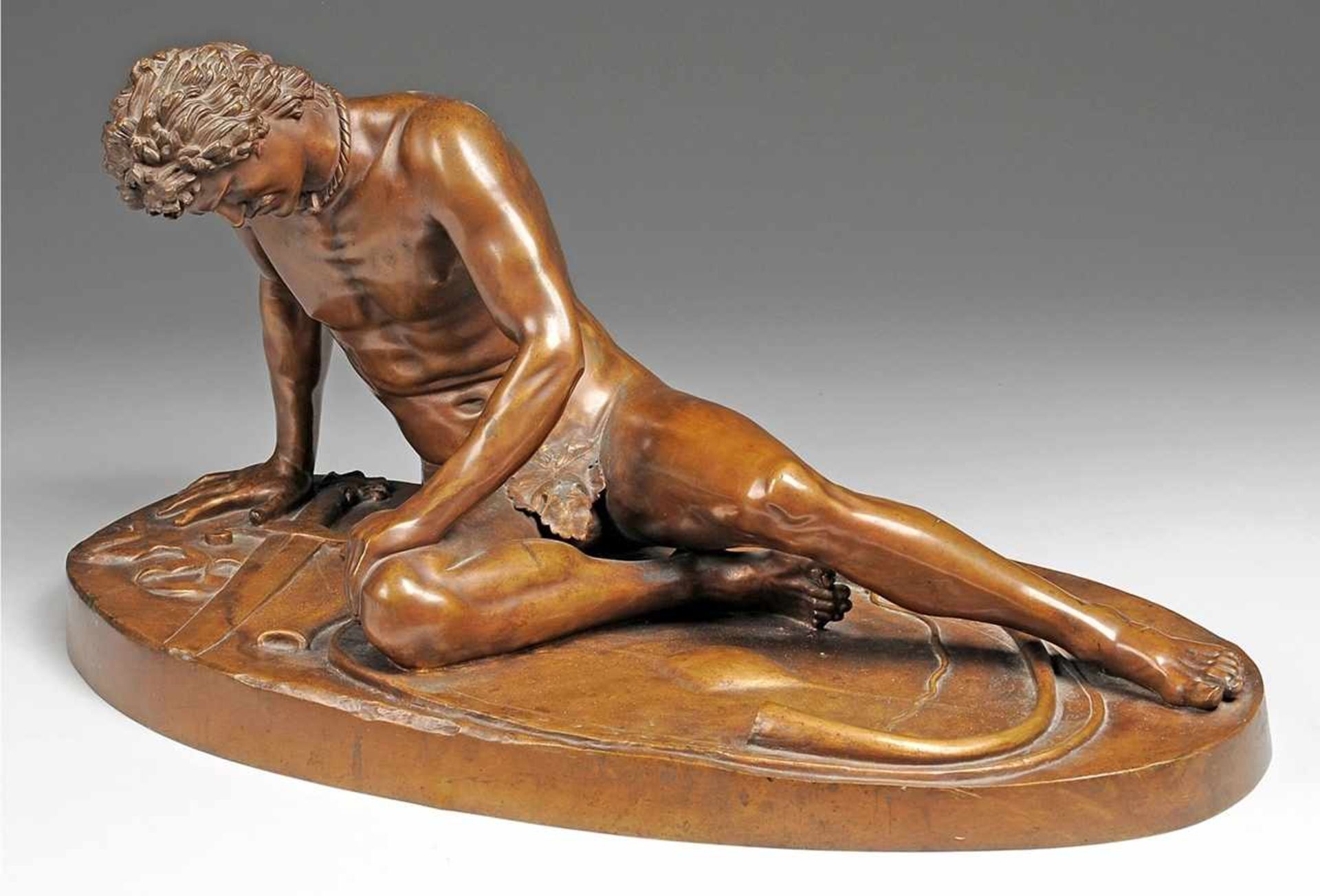 Sterbender Gallier Bronze, patiniert. Kopie nach der antiken Statue aus den Kapitolinischen Museen - Bild 2 aus 4