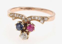 Brillant-Saphir-Rubin-Ring 585er RG. Schmale Ringschiene. Am Ringkopf geschweifte Form, besetzt