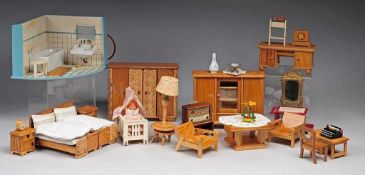 Konvolut Puppenstubenmöbel Versch. Materialien. U. a. Badezimmer, Schränke, Bett, Stühle, Tische