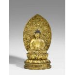 Buddha Amida Nyorai. Holz, Lack und Vergoldung. 18. Jh. Im Meditationssitz, auf separat gearbeitetem