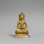 Buddha Amitayus. Gelbguss. Sinotibetisch. 18./19. Jh. In Meditationssitz auf einem Lotosthron, die