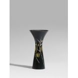 Vase. Bronze. Mitte 20. Jh. Abstrakte vergoldete und versilberte Motive. Inschrift am Boden, datiert