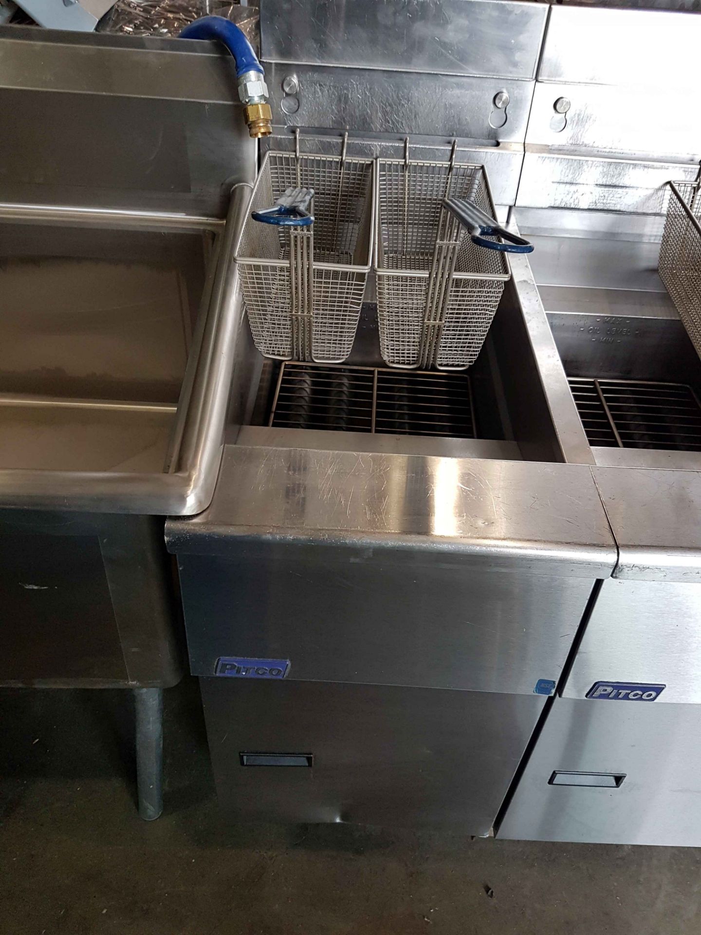 Pitco SG14 Deep Fryer - 40 LBS - 110,000 BTU's - Natural Gas